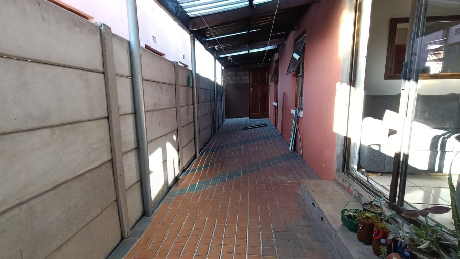 To Let 3 Bedroom Property for Rent in Highbury Park Western Cape